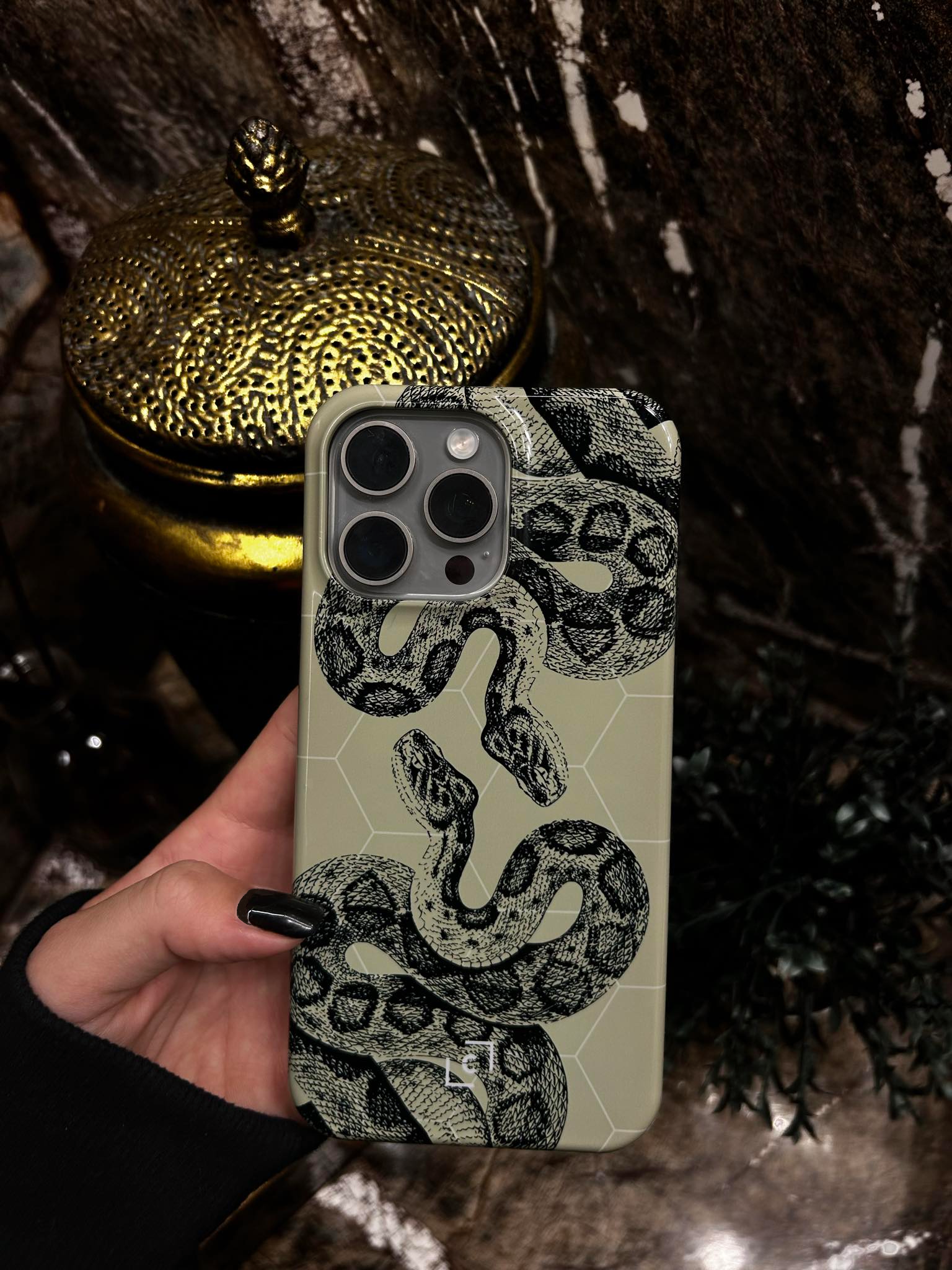 Serpent Elegance